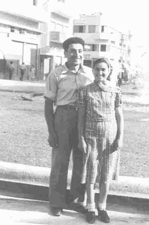 Chaya & Mordehai Rogovin after their wedding