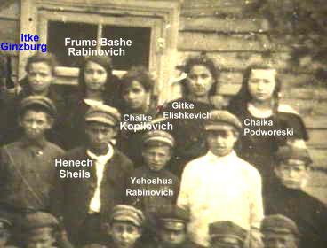 Tarbut School class photo, Vishnive 1923 – section 33